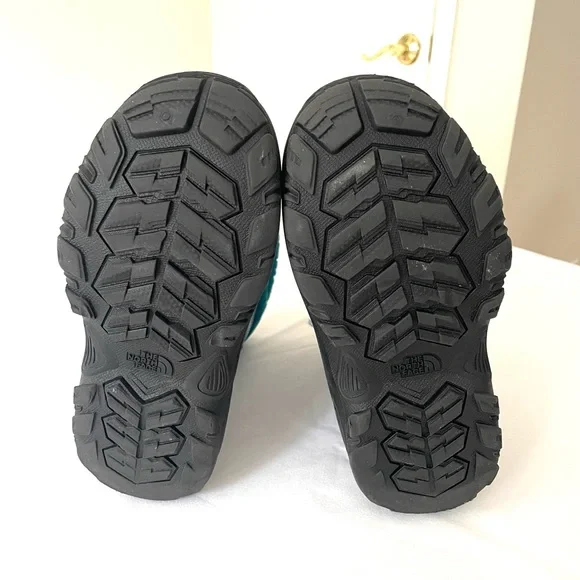 The North Face black and blue winter boots - Picture 6 of 6